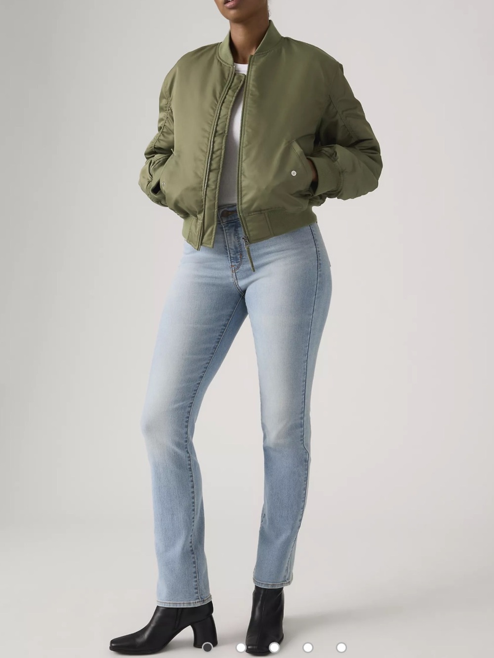 Levi’s 314 Shaping Straight Jeans Size 32/32
